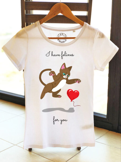 Organic cotton t-shirt-I have felines for you, Women-Model 2